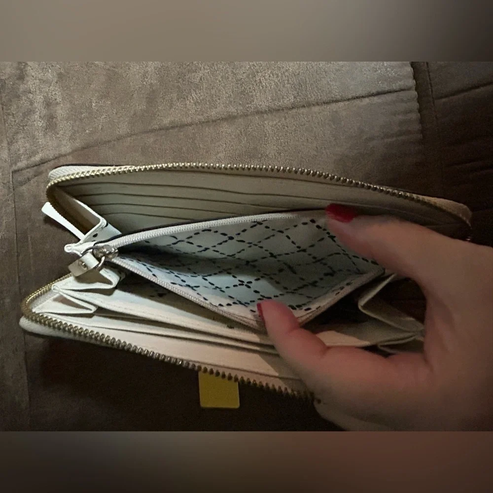 Kate Spade Newbury Lane Leather Wallet